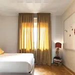 דירה Bright In The Center Of *