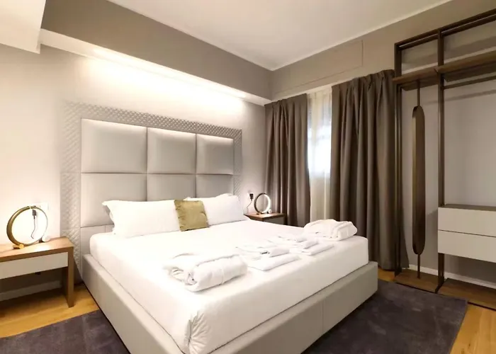 Apartment Bright In The Center Of *
